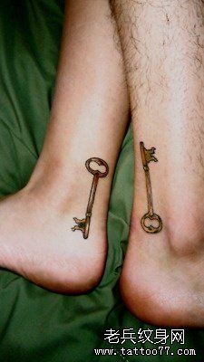 情侣钥匙文身作品
