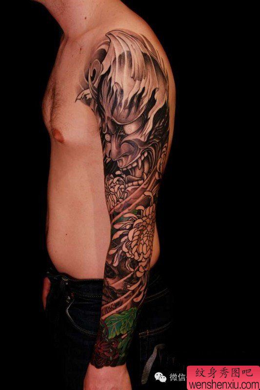 黑白花臂文身作品