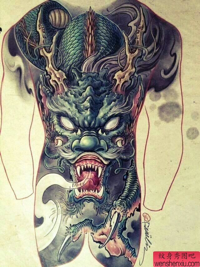 霸气的满背龙文身作品