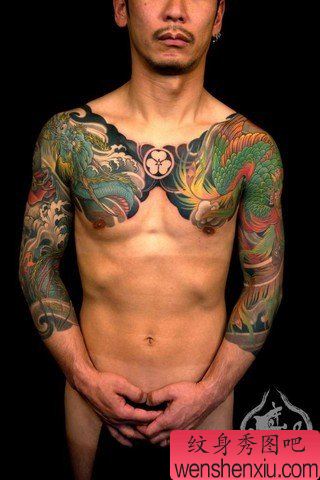 一组半胛文身作品