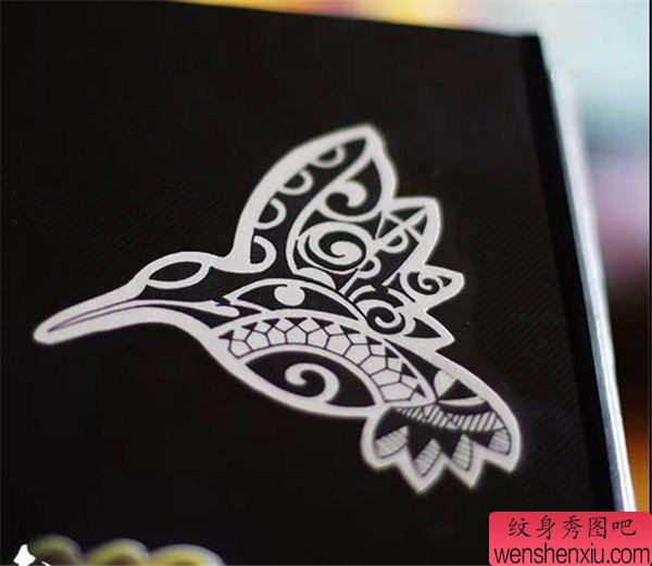 文身秀图吧推荐蜂鸟文身手稿作品