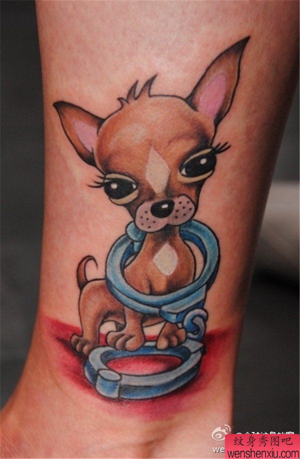 文身秀图吧推荐一幅腿部吉娃娃文身作品