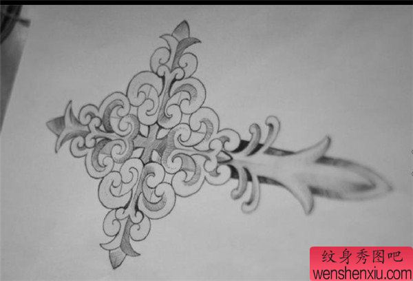 文身秀图吧推荐一幅十字架文身手稿作品