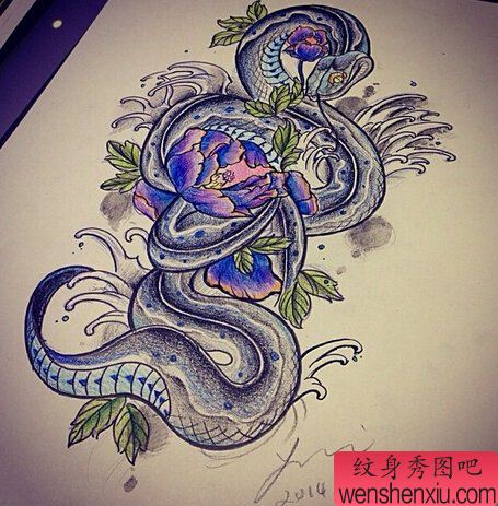 一幅蛇菊花文身作品