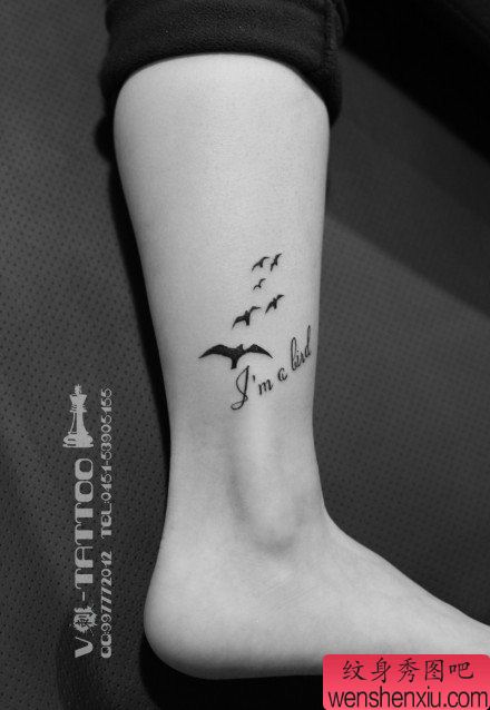 脚踝蝙蝠文身作品