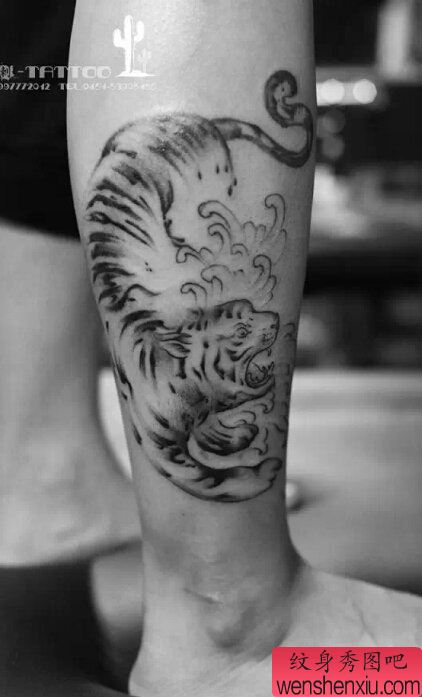 腿部下山虎文身作品