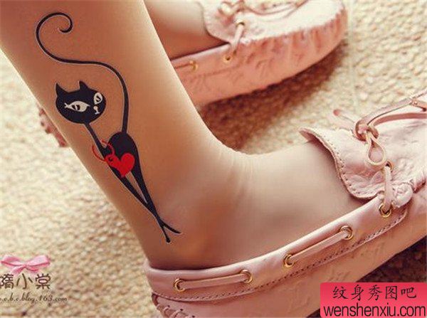 女人腿部小清新猫咪文身作品