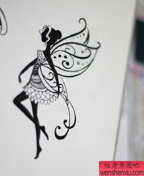 一幅小精灵文身作品