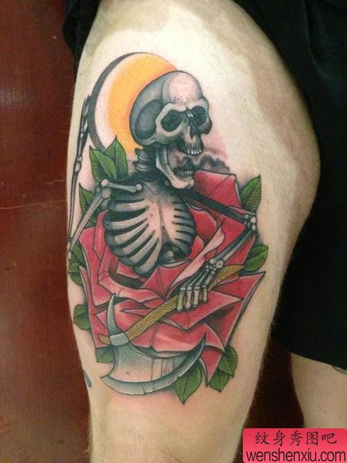 女人腿部骷髅文身作品