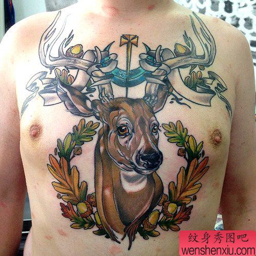 胸口彩色羚羊文身作品