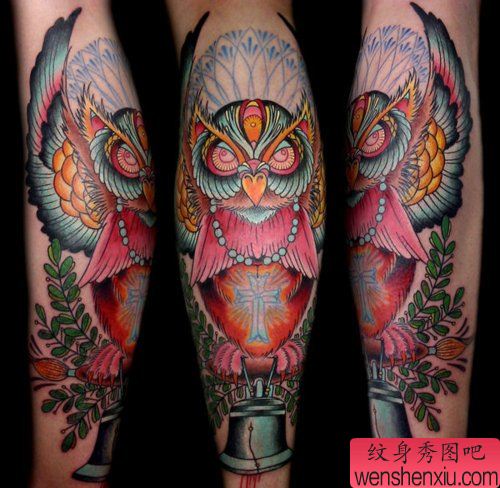 腿部超酷的old school猫头鹰纹身图案