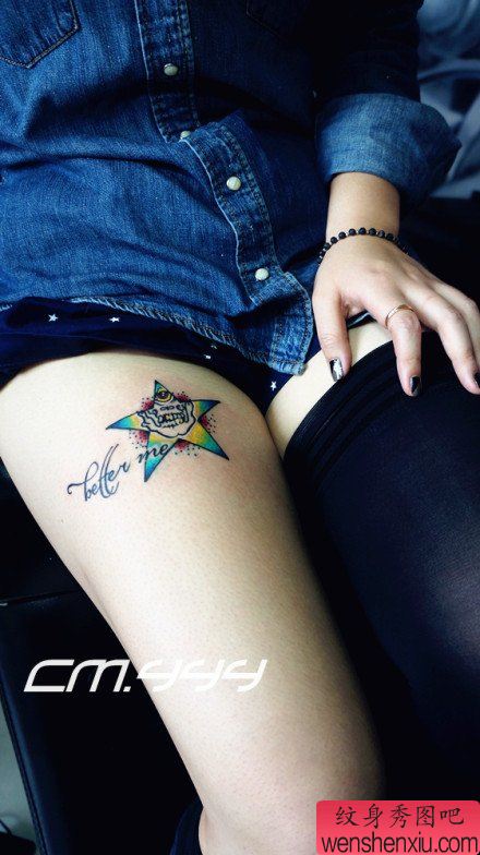 美女腿部流行精美的五角星与字母纹身图案