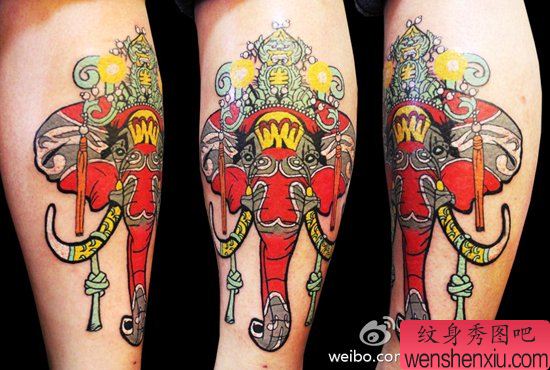 腿部流行唯美的图腾大象纹身图案
