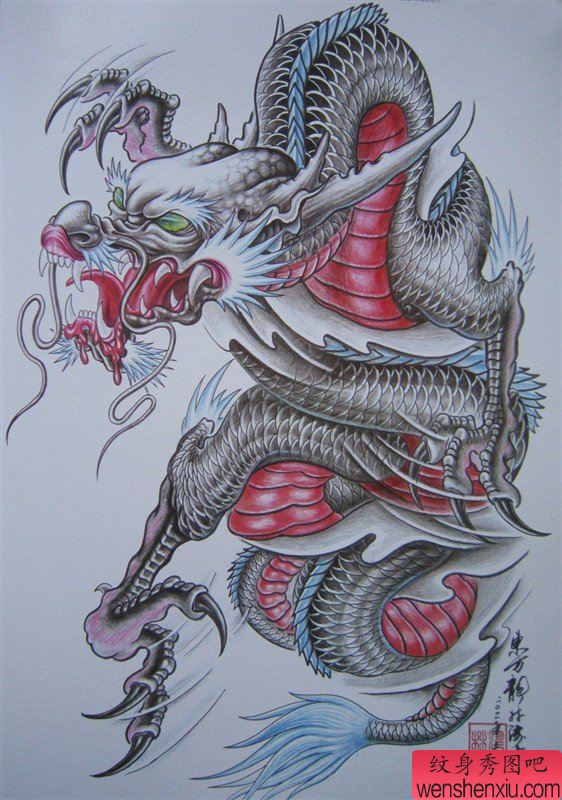 一幅霸气超赞的披肩龙纹身手稿