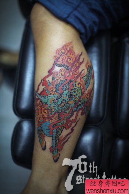 腿部流行超酷的麒麟纹身图案