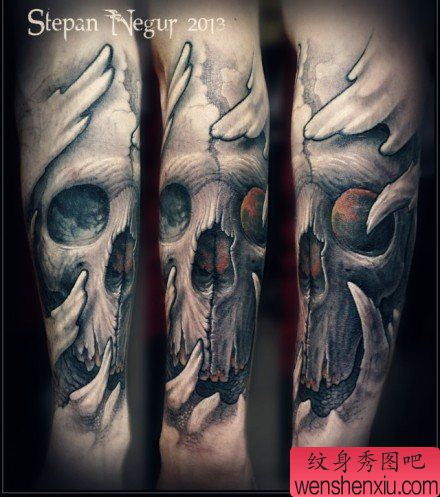 手臂流行帅气的欧美写实骷髅纹身图案