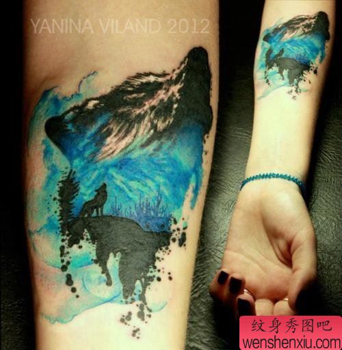 手臂经典流行的狼头纹身图案