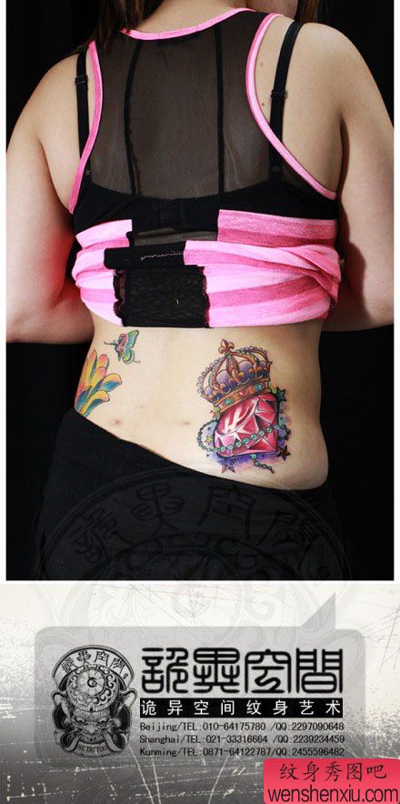 美女腰部漂亮流行的皇冠钻石纹身图案