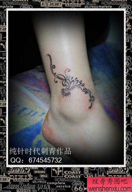 女生脚踝处流行精美的图腾藤蔓纹身图案