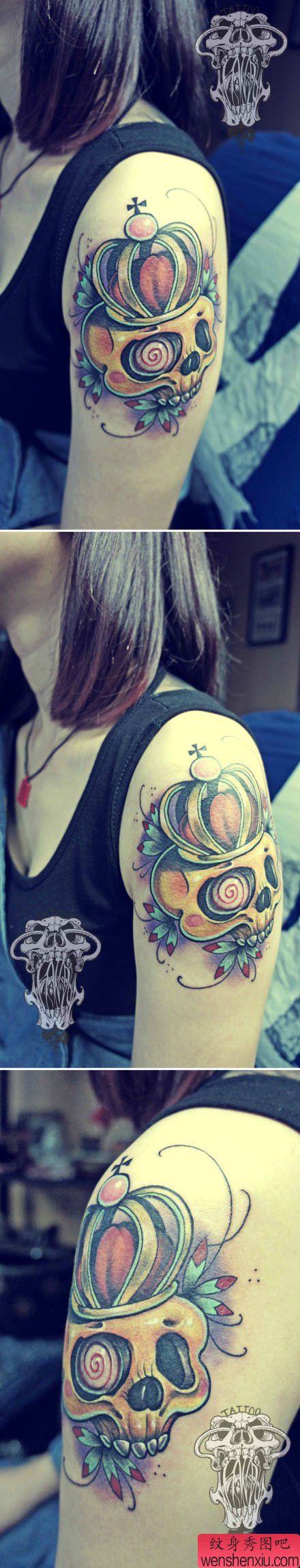 手臂流行流行的骷髅皇冠纹身图案