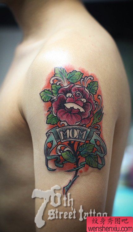 手部流行漂亮的彩色玫瑰花纹身图案