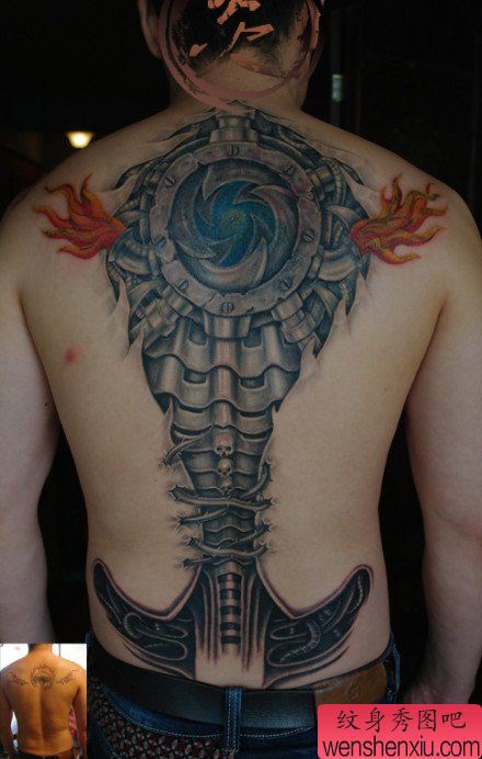后背超帅的撕皮效果加机械纹身图案