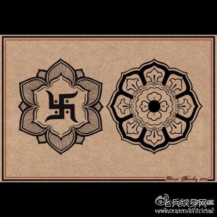 一幅流行经典的图腾莲花纹身图案