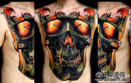 男性前胸超酷霸气的骷髅纹身图案