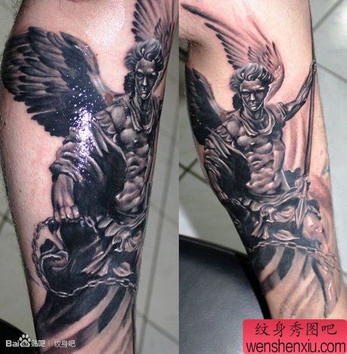 一幅流行很酷的欧美黑白天使纹身图案