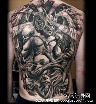 男性后背超酷的满背恶魔纹身图案
