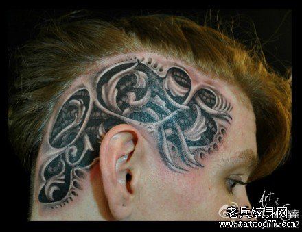 头部流行经典的欧美撕皮纹身图案