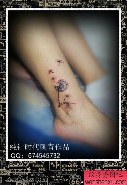 女生腿部流行经典的黑白蒲公英纹身图案