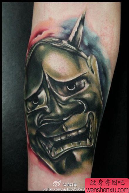 一幅经典很酷的欧美彩色般若纹身图案