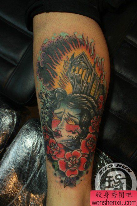 腿部漂亮的school美女纹身图案