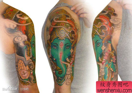 手臂一幅流行经典的传统象神纹身图案