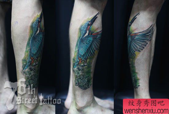 腿部流行流行的彩色小鸟纹身图案
