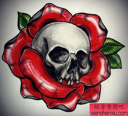 另类很酷的一幅骷髅与玫瑰纹身手稿
