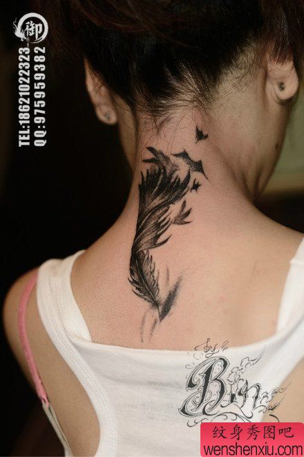 女生后脖子流行流行的羽化燕纹身图案