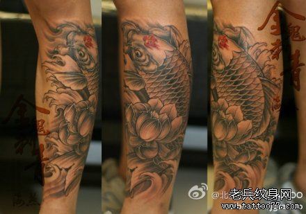 腿部流行流行的传统黑白鲤鱼纹身图案