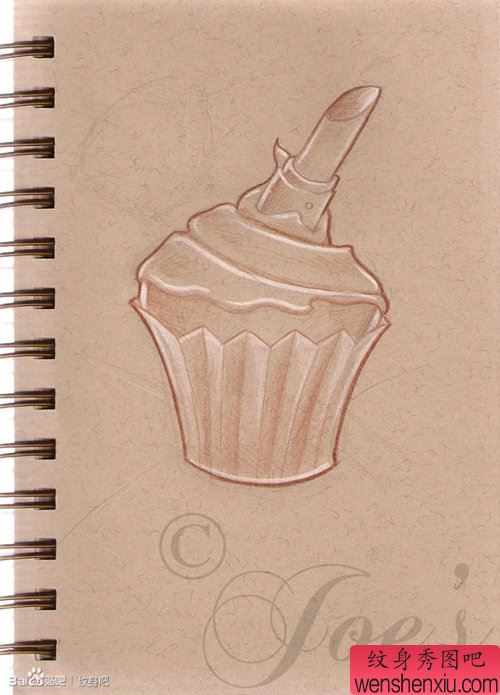 流行精美的冰激凌口红纹身手稿