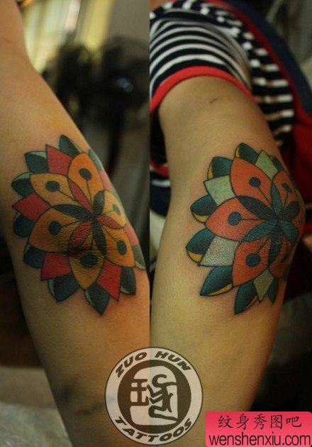 手臂胳膊肘图腾花卉纹身图案