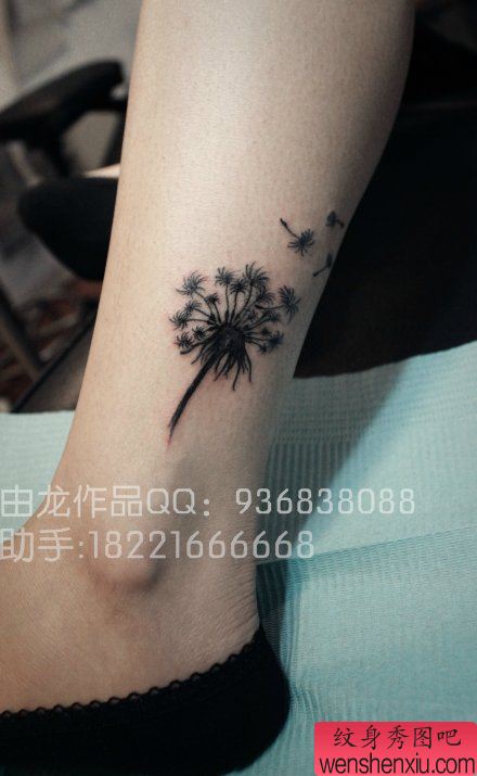 女生腿部流行经典的蒲公英纹身图案