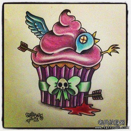 一幅流行流行的冰激凌纹身手稿