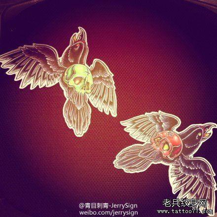 一组流行的燕子纹身手稿