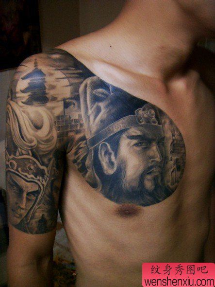 流行超帅的一幅半胛关公赵云纹身图案