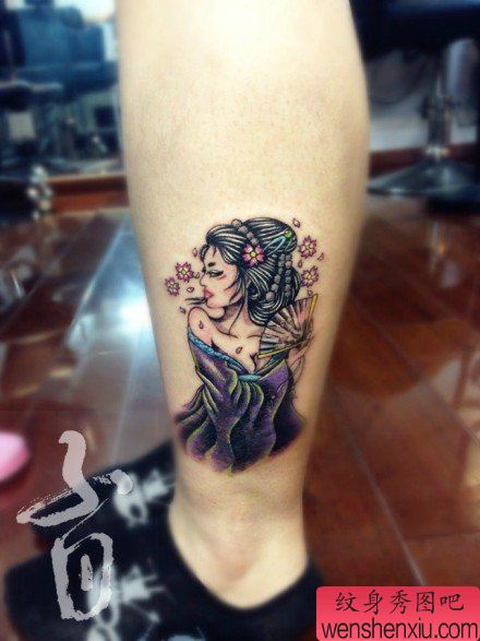 腿部漂亮流行的美女艺妓纹身图案