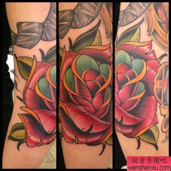 一幅漂亮的school风格玫瑰花纹身图案