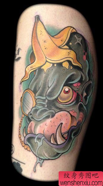 老兵纹身秀图吧为导向一幅欧美搞怪纹身图案