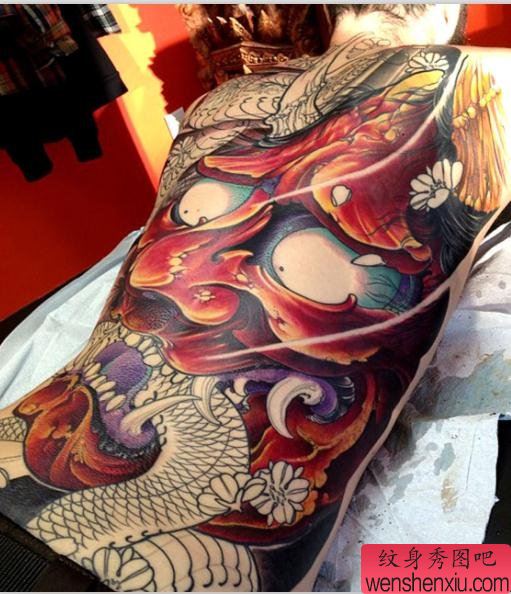 老兵纹身推荐一幅满背霸气般若纹身图案