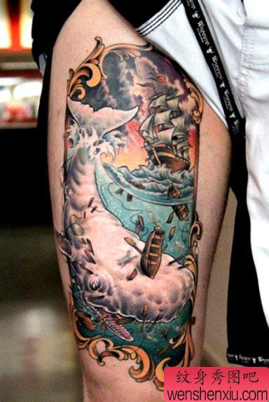 给大家欣赏一幅大腿上眼睛鲸鱼纹身作品